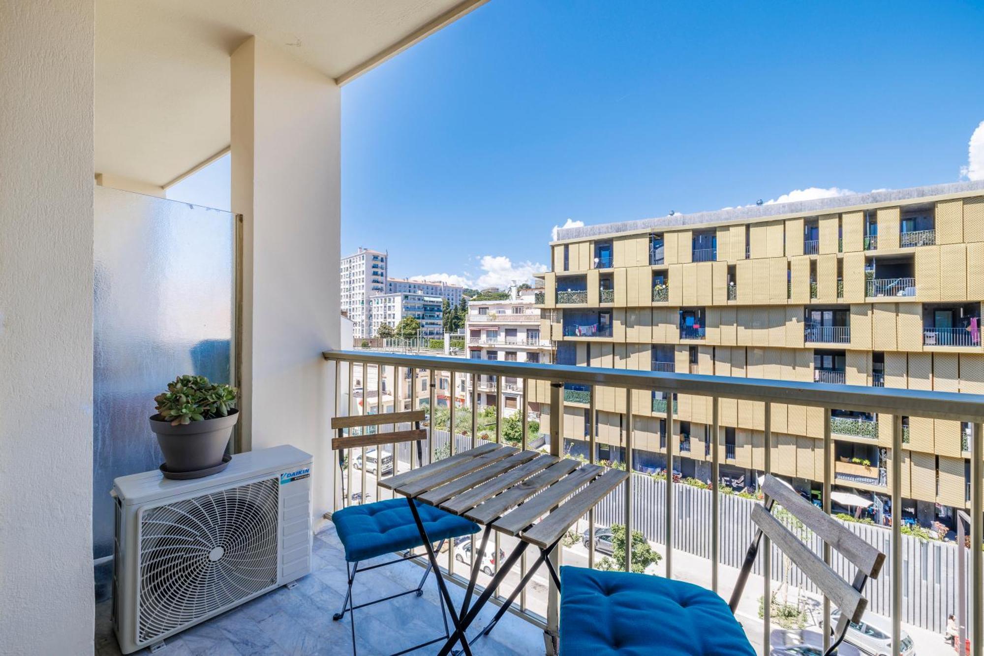 Elegant Studio Avec Terrasse Proche Mer Tramway Nizza Kültér fotó
