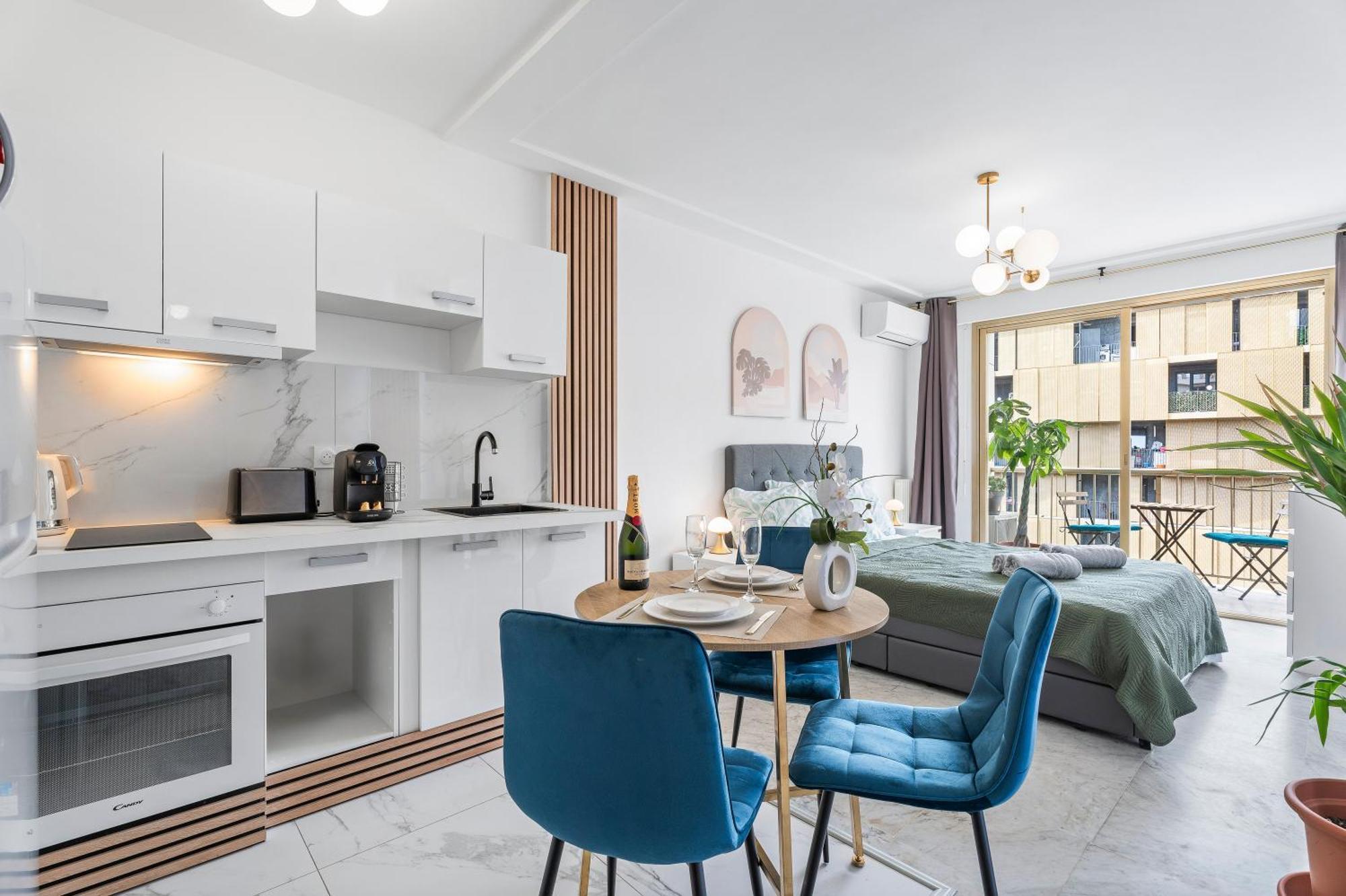 Elegant Studio Avec Terrasse Proche Mer Tramway Nizza Kültér fotó